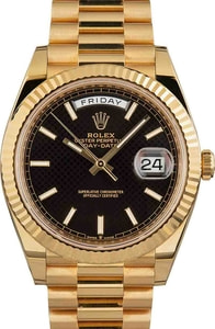 Rolex Day-Date 40MM 18k Yellow Gold, Fluted Bezel Diagonal Motif Dial, B&P (2020)