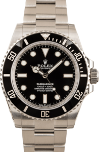 Pre-Owned Rolex Submariner 124060