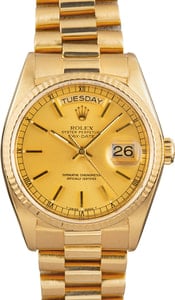 Rolex Day-Date 36MM 18k Yellow Gold, Fluted Bezel Champagne Dial, B&P (1978)