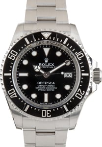 Pre-Owned Rolex Sea-Dweller Stainless Steel Ref 136660 Black Dial