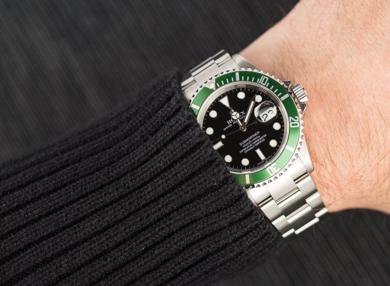 Rolex Submariner Green Anniversary 16610V Serial Engraved