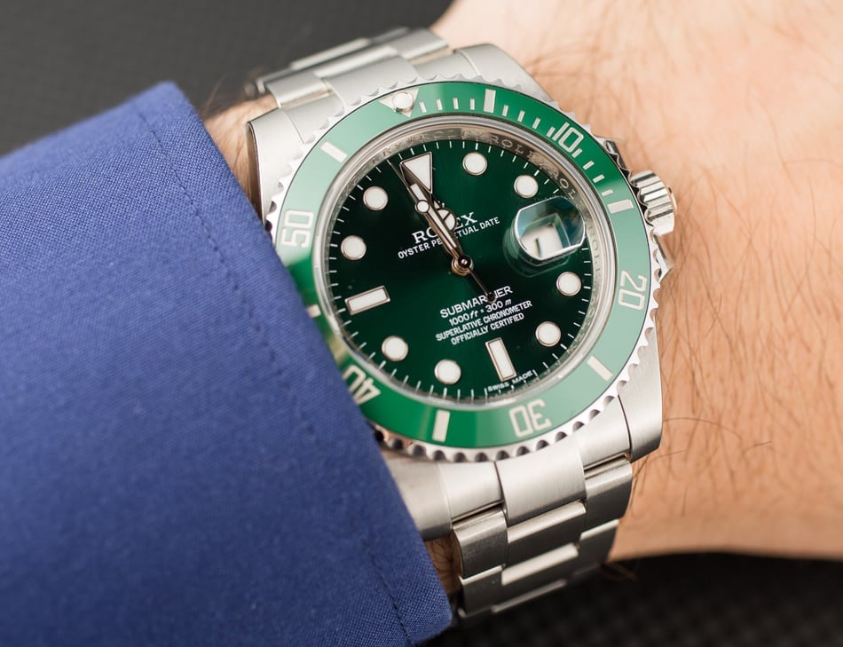 Rolex Submariner Green 116610V Hulk - Factory Stickers