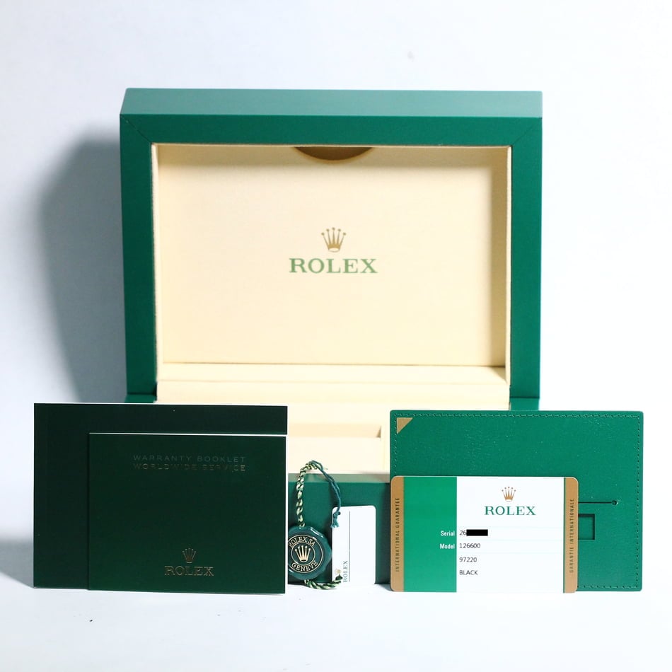 Pre-Owned Rolex Sea-Dweller 126600 Red Lettering Ceramic Black Bezel T