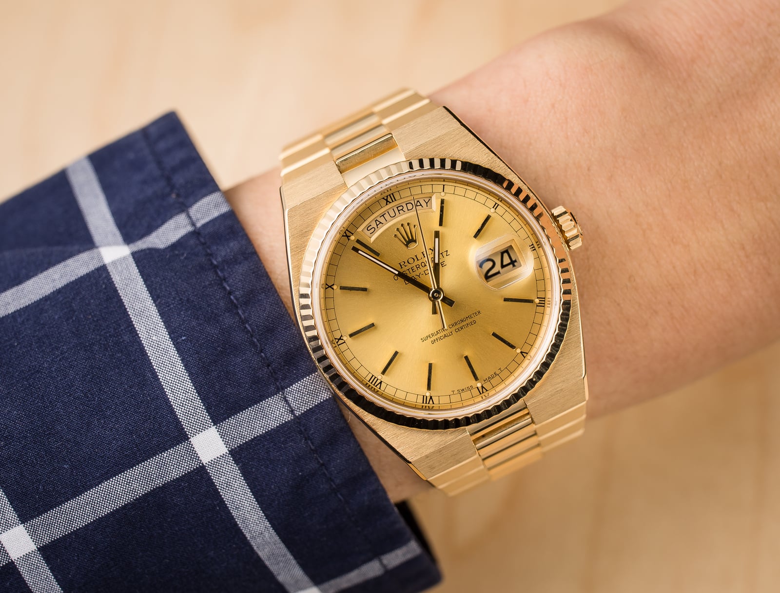 rolex oysterquartz gold