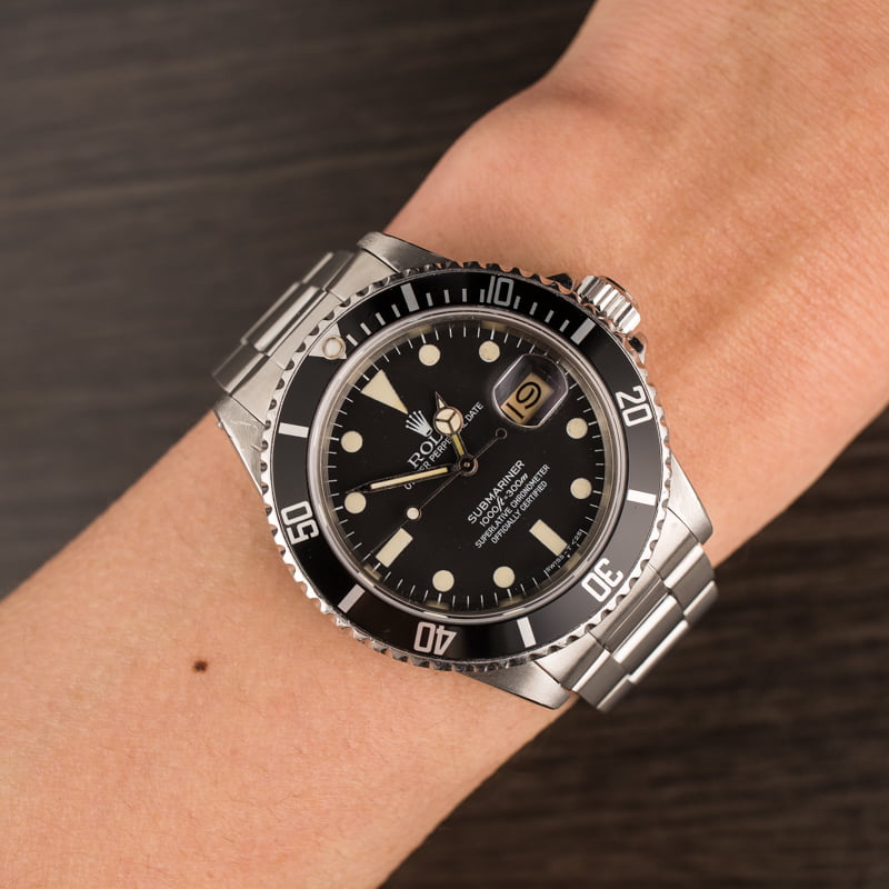 Buy Used Rolex Submariner 16800 | Bob's Watches - Sku: 123602