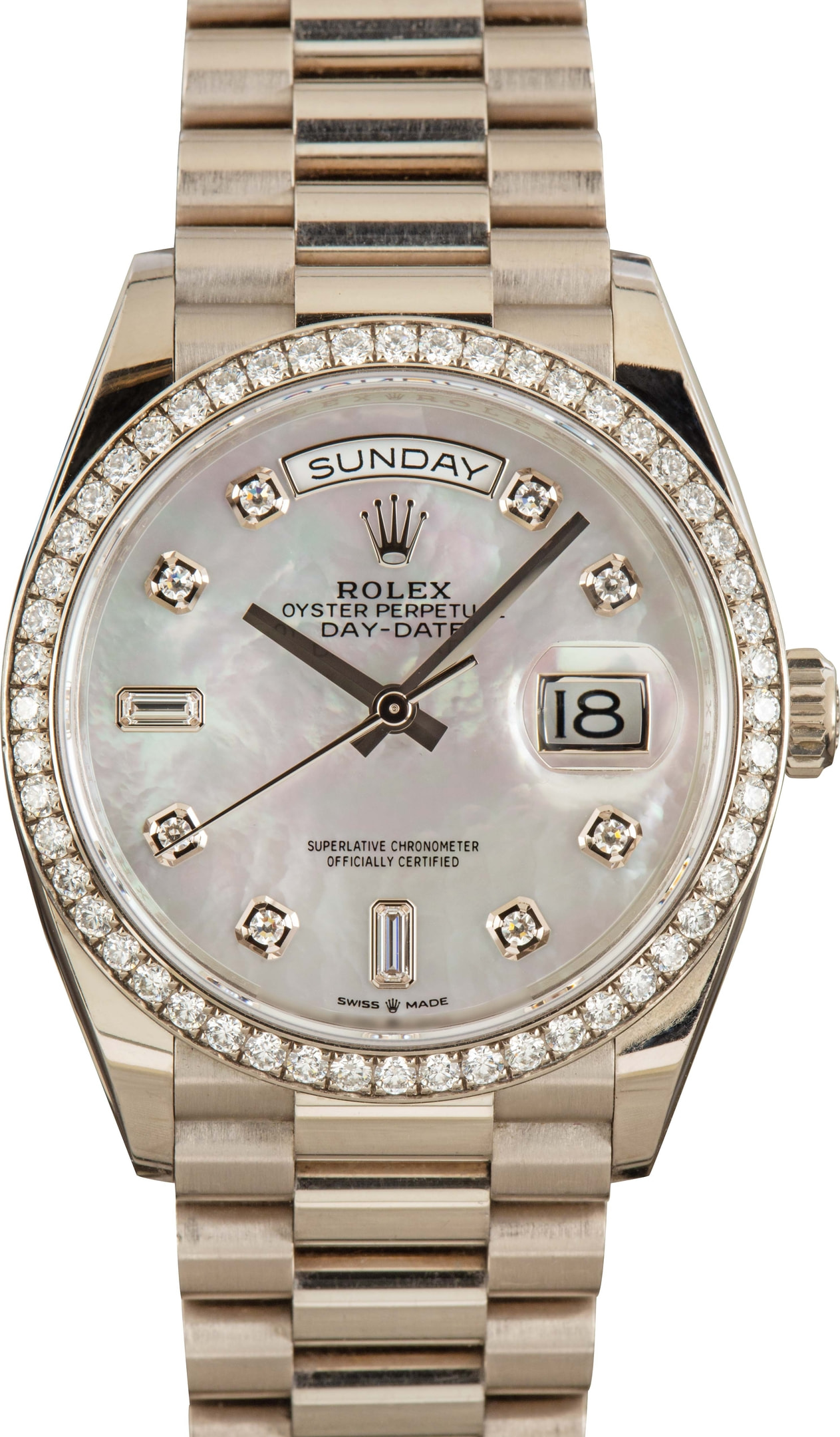 New! Vintage 2015 Fossil Mother of Pearl Day-Date 36mm Women\'s Quartz Watch NOS Fossil Raquel Day Night Mother of Pearl Gold SS | Watches.com main image 4