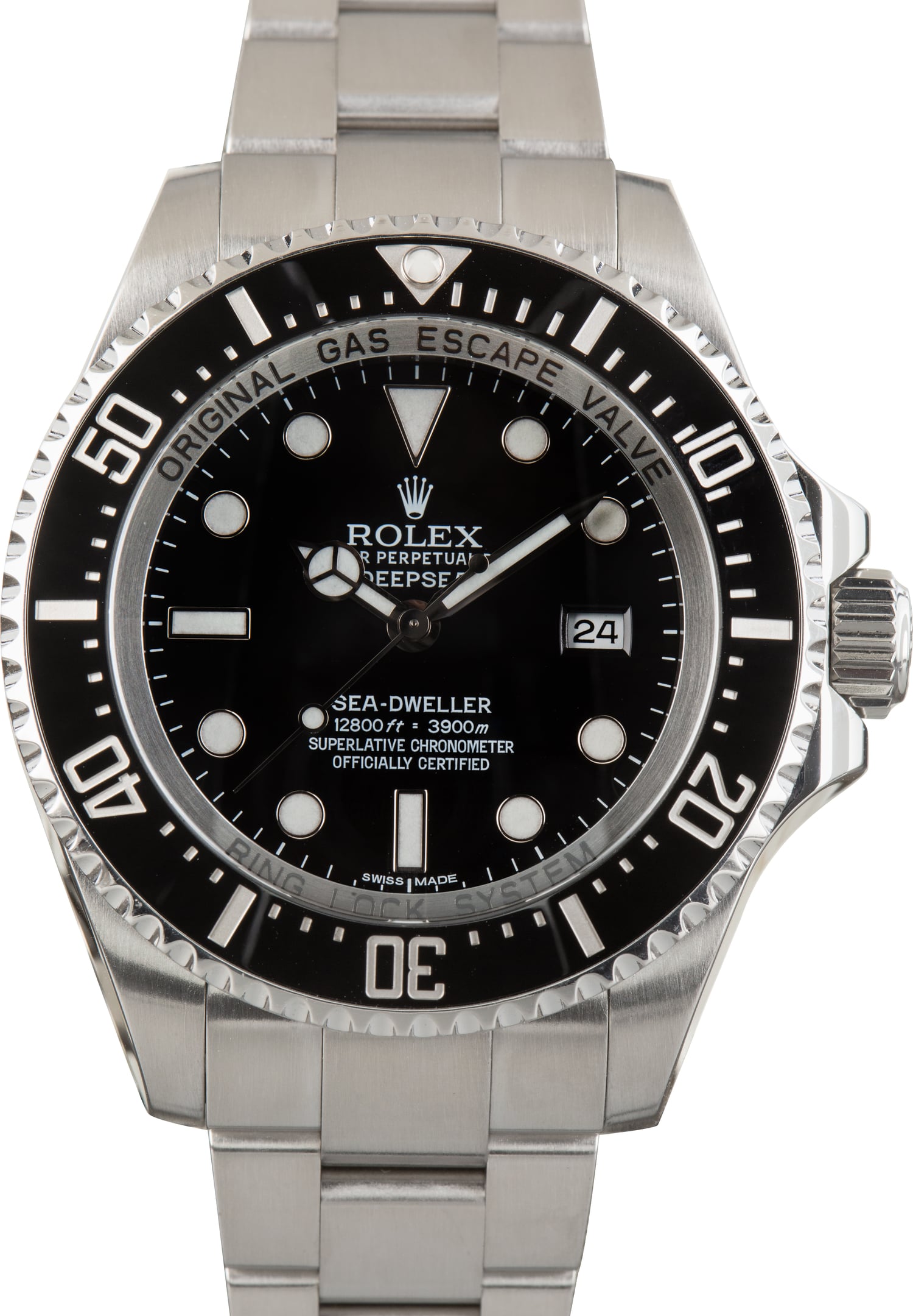 Pre-Owned Rolex Deepsea Sea-Dweller 116660 Stainless Steel Black Dial