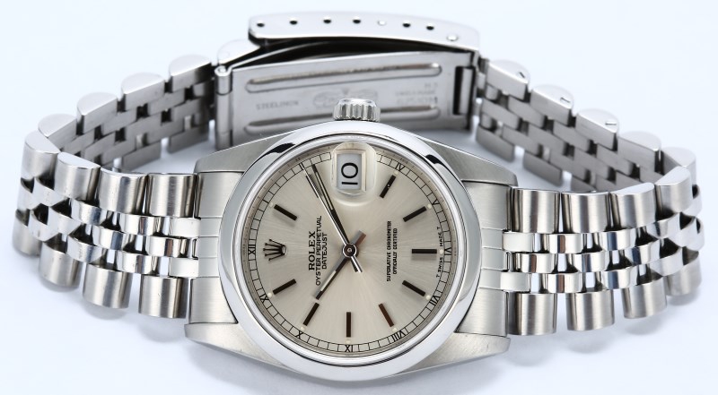 Mid-size Rolex Datejust 68240 Stainless