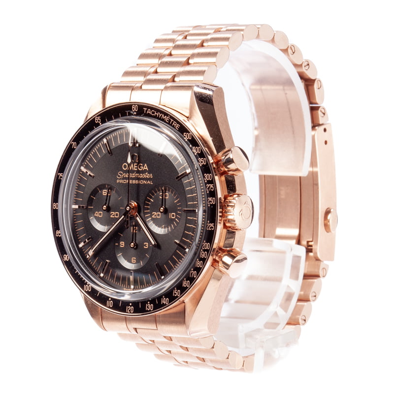 Specialities Sedna™ gold Chronograph Watch 522.53.45.52.04.001