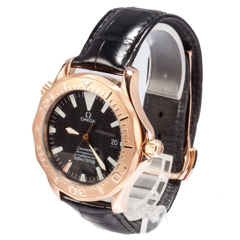 PreOwned Omega Seamaster Red Gold Case