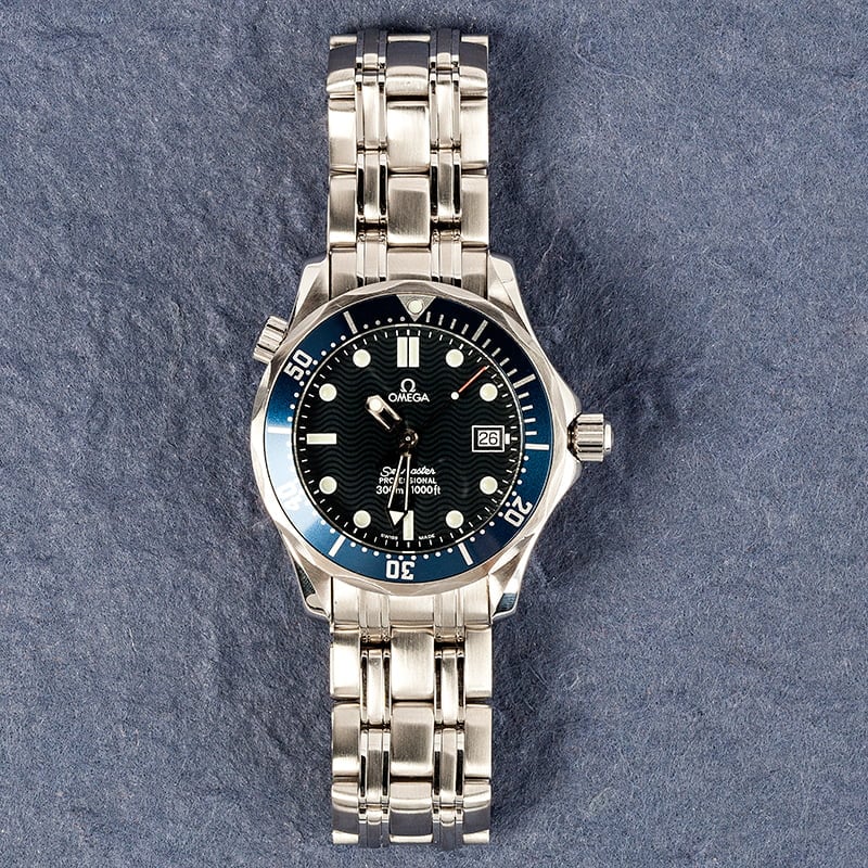 Buy Used Omega Seamaster 2561.80.00 Bob s Watches Sku 139427