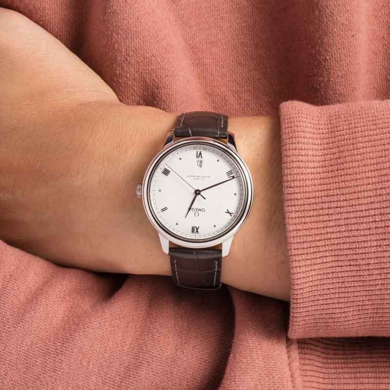 Pre-owned Omega De Ville Prestige Silver Roman Dial