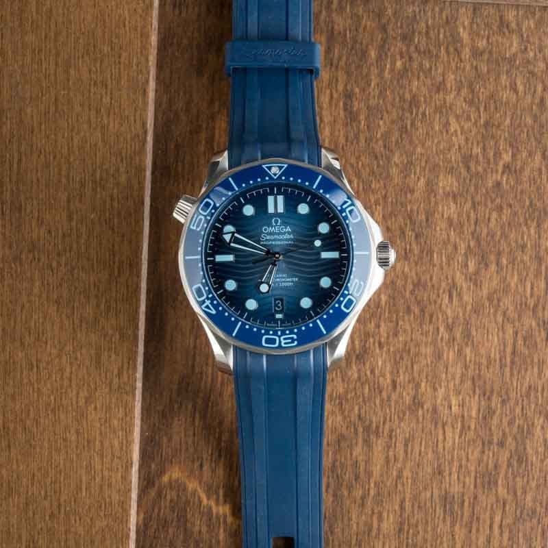 Used Omega Seamaster Diver 300M Blue Dial & Rubber Strap