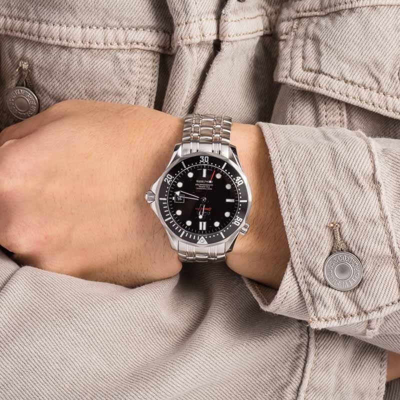 Pre-Owned Omega Seamaster Planet Ocean 600M Black Wave Dial