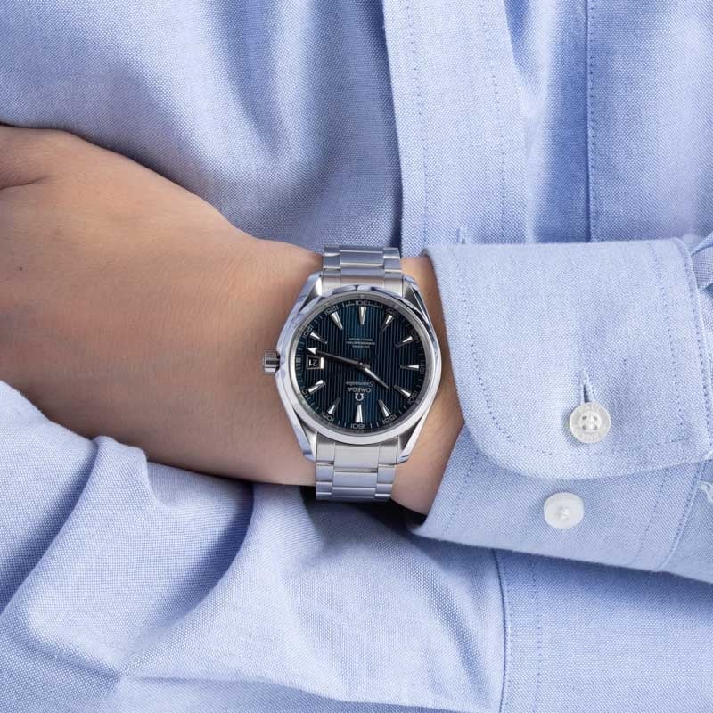 Buy Used Omega Aqua Terra 231.10.42.21.03.001 Bob s Watches Sku 164086