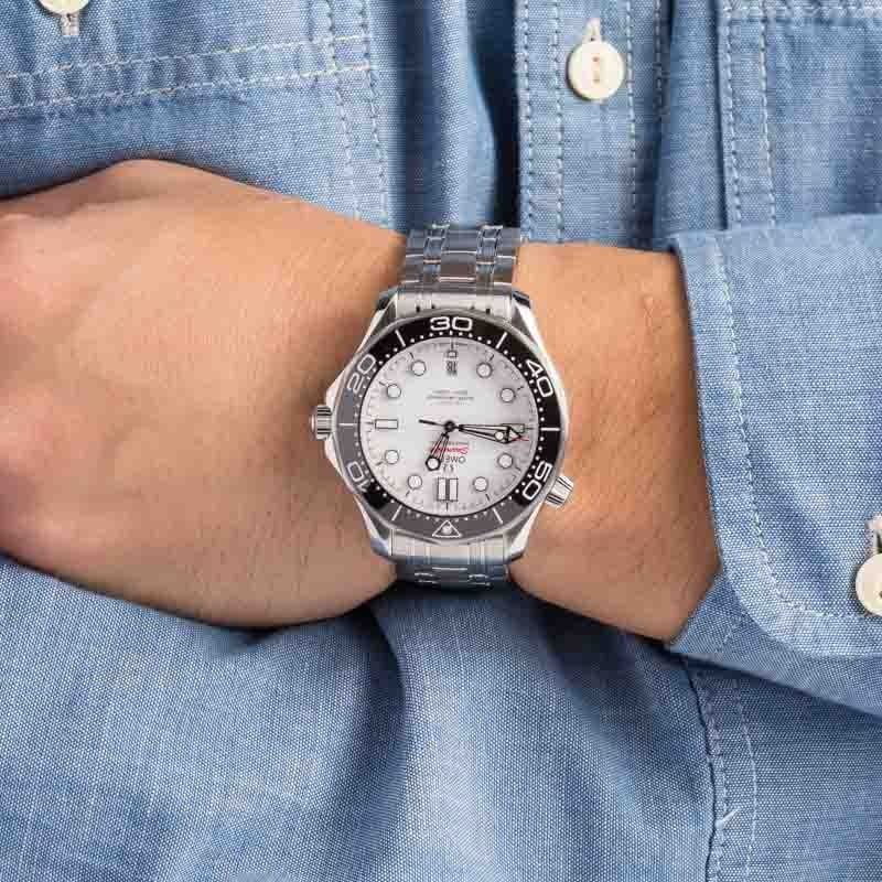 Omega 42MM Seamaster Diver White Dial