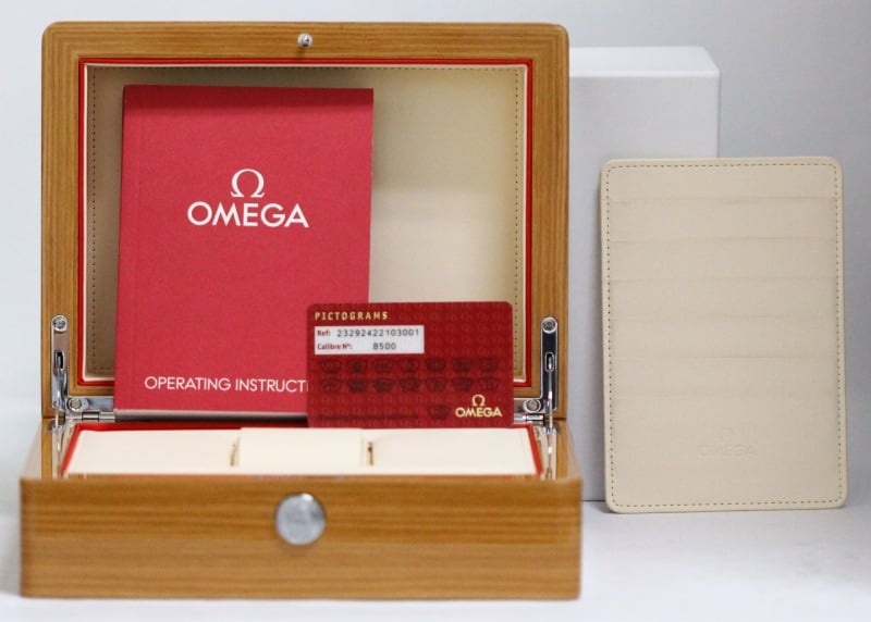 Omega Speedmaster Moonwatch 39.7mm Unworn