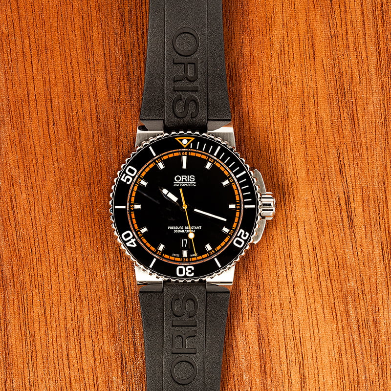 Mens Oris Aquis Date Black Rubber Strap