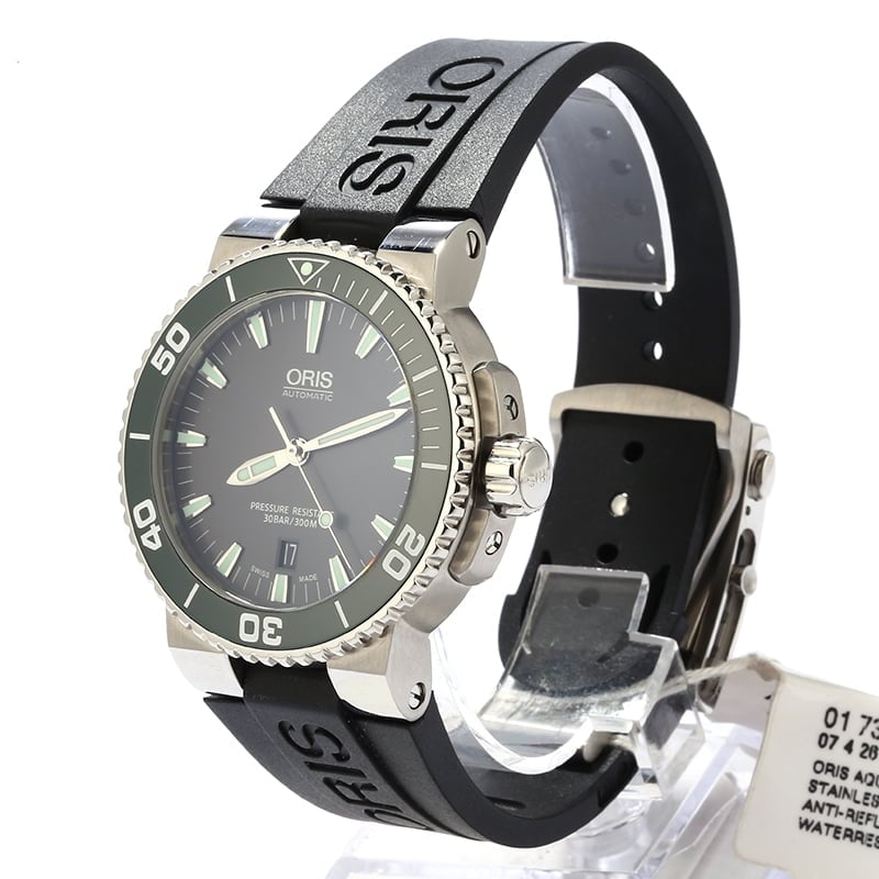 Oris Aquis Date Green Timing Bezel