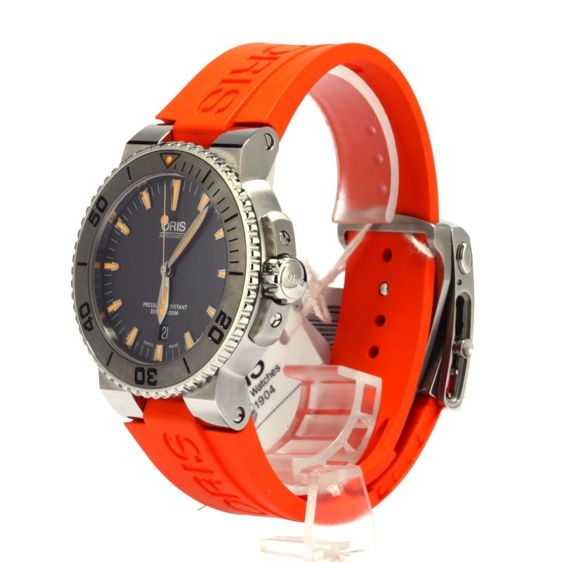 Mens Oris Aquis Date Orange Rubber Strap