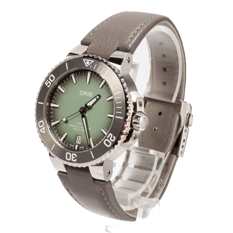 Oris Aquis Date Green Dial Leather Strap