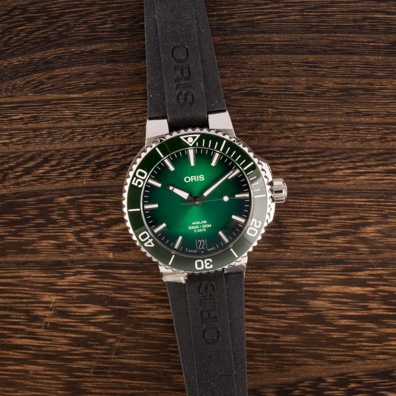 Oris Aquis Date Calibre 400 Steel on Rubber Strap Green Dial