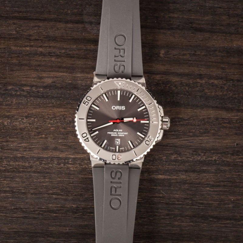 Oris Aquis Date Relief Grey Dial