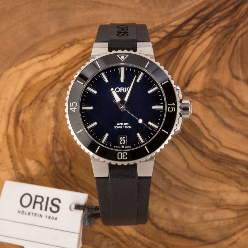 Ladies Oris Aquis Date Stainless Steel Blue Dial