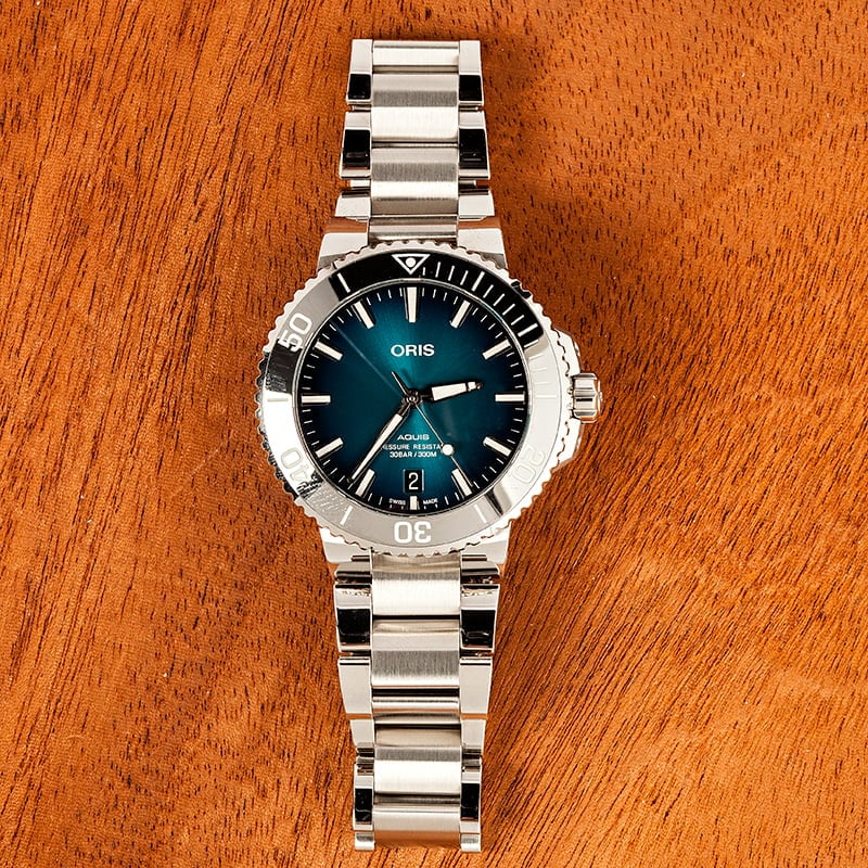 Mens Oris Aquis Date Blue Dial