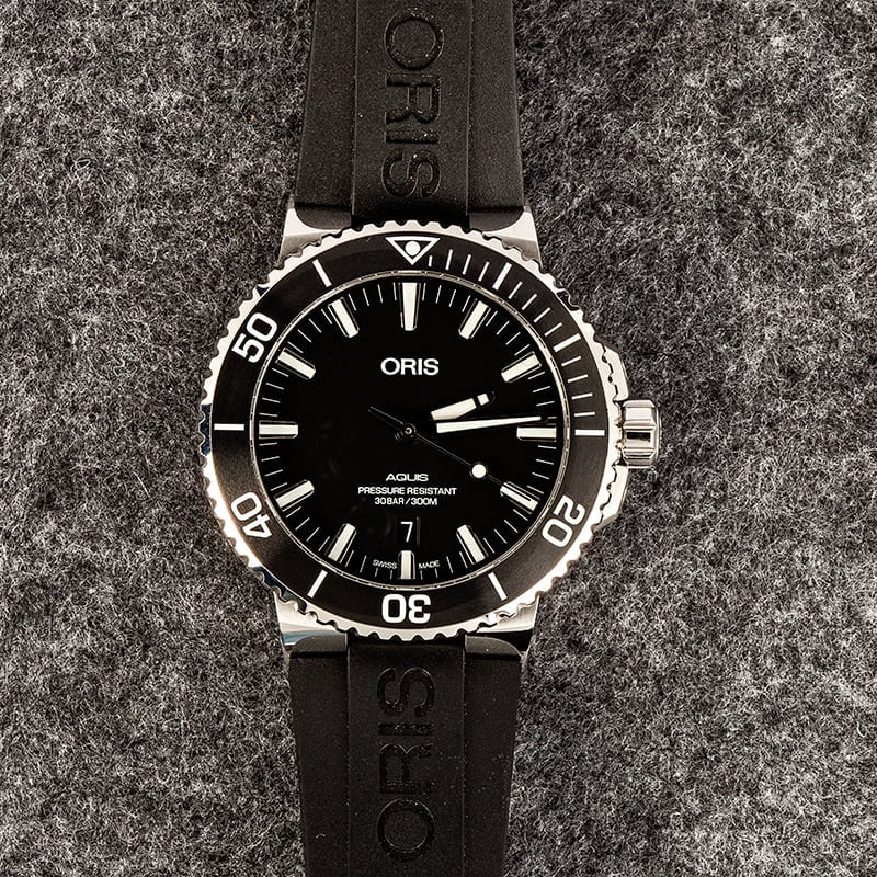 Oris Aquis Date Rubber Strap Black Dial