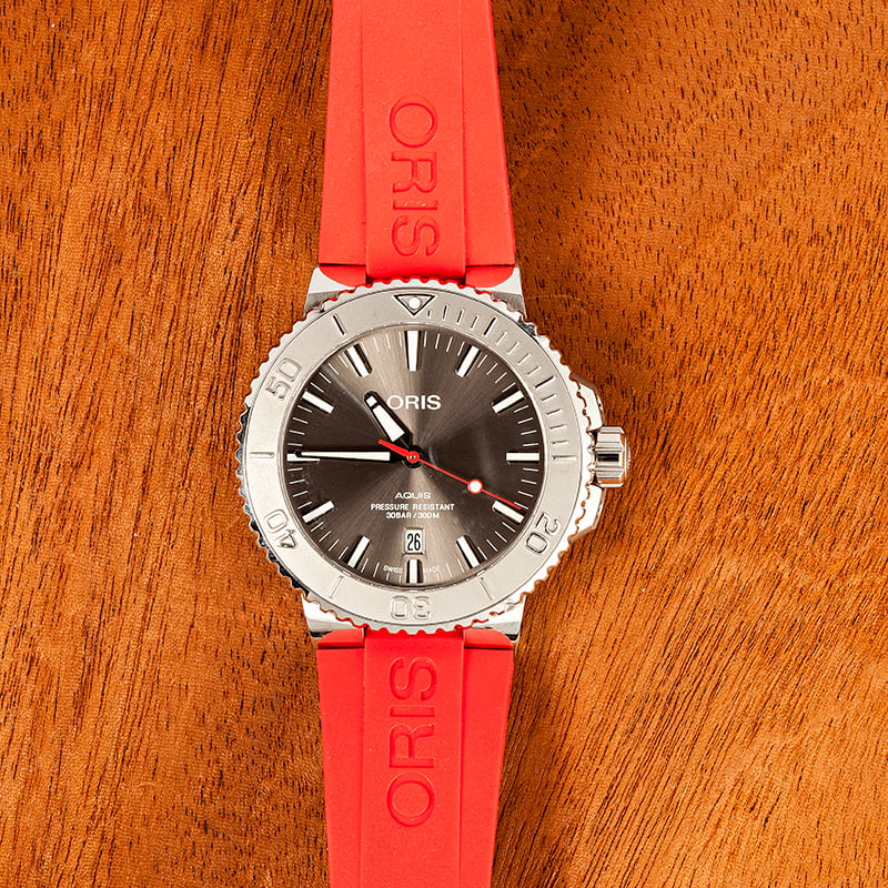 Oris Aquis Date Relief Steel On Red Rubber Strap