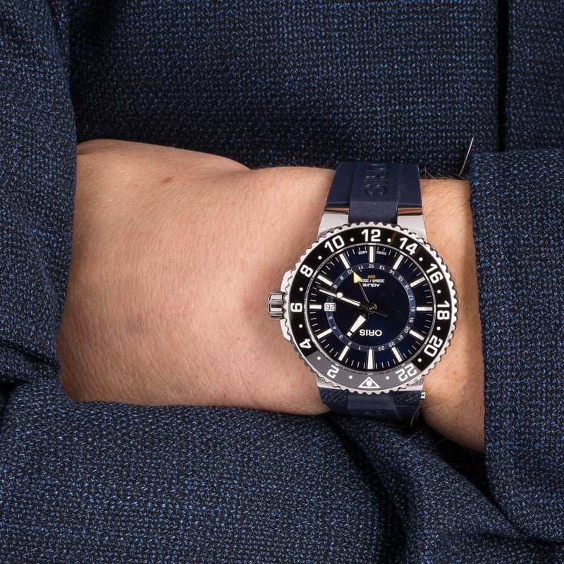 Oris Aquis Date GMT Blue Dial & Rubber Strap