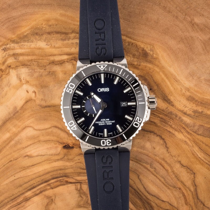 Mens Oris Aquis Small Second, Date Blue Dial & Rubber Strap