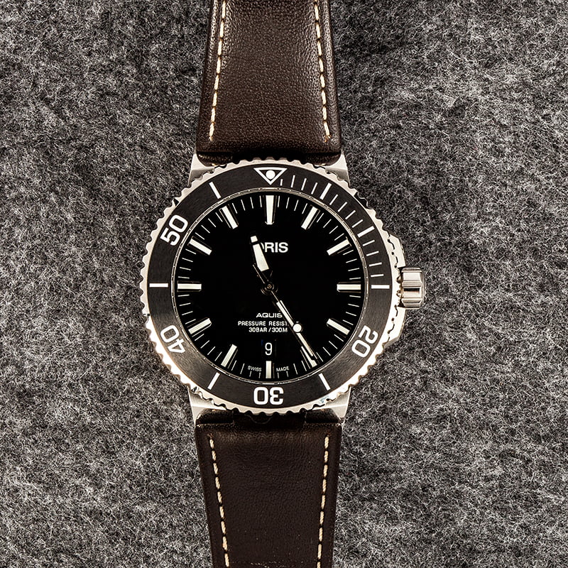 Mens Oris Aquis Date Black Dial & Brown Leather Strap