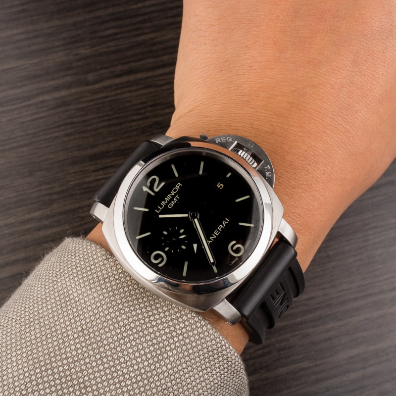 Panerai Luminor GMT PAM 320 Black Dial T