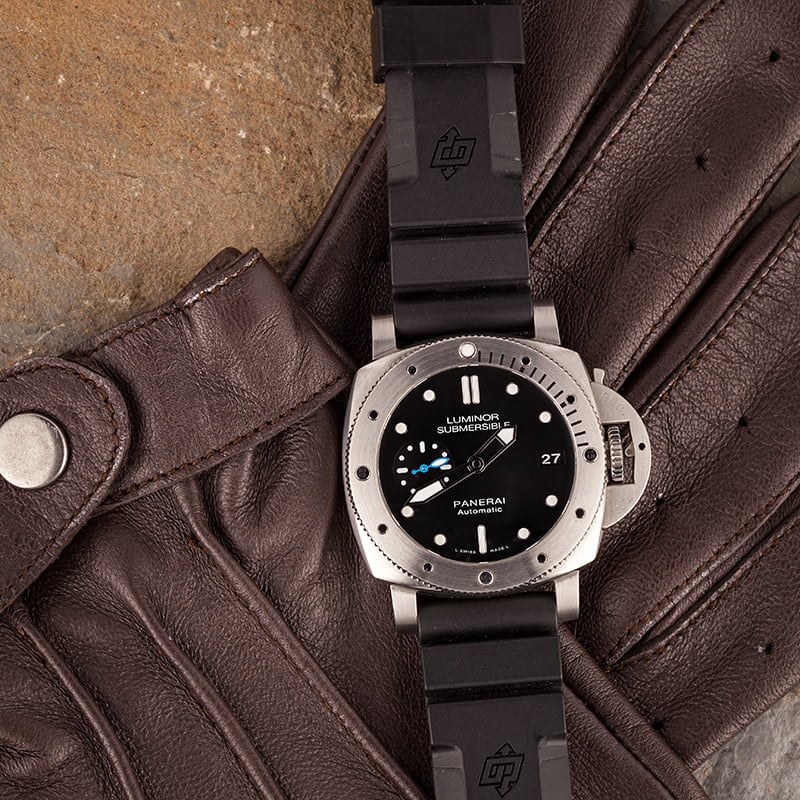 Panerai Luminor Submersible PAM 682