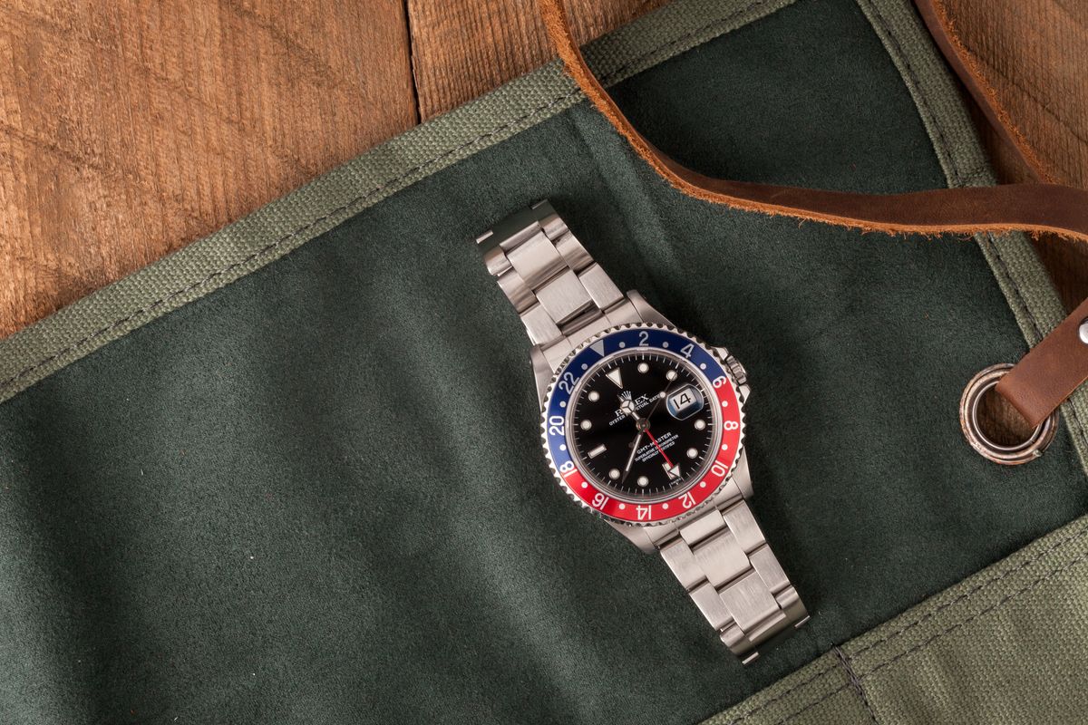 Rolex GMT-Master 16700