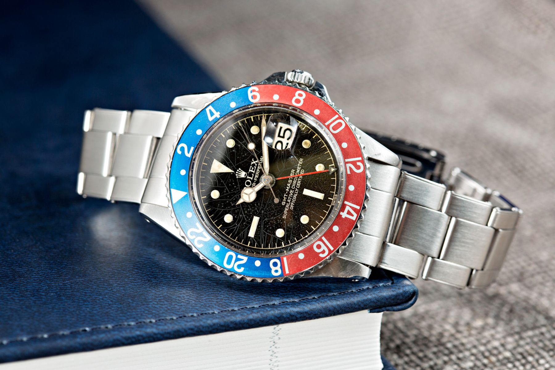 Rolex GMT-Master 1675 Gilt Dial Pepsi Bezel