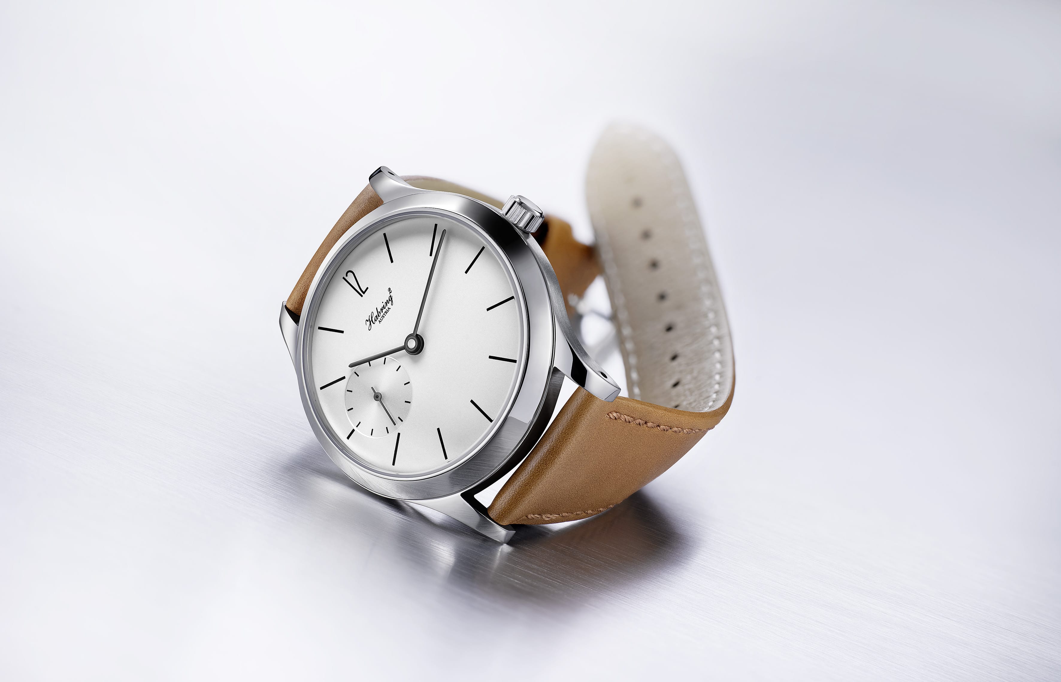 A trend of minimalist watches are on the rise. GPHG 2015