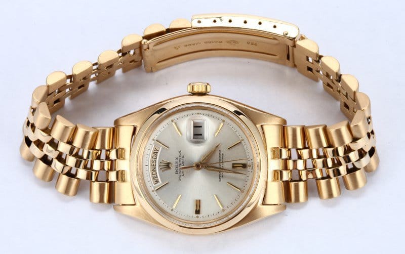 There are many Gold Presidents and they are often considered as one of the most luxurious lines. Day-Date 6612