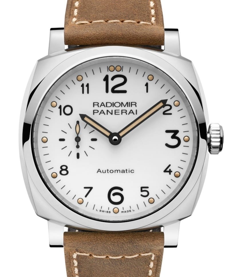 Panerai Radiomir 1940-3 Days Automatic Acciaio PAM655 appears to be vintage. Panerai Radiomir 1940-3 Days Automatic Acciaio PAM655