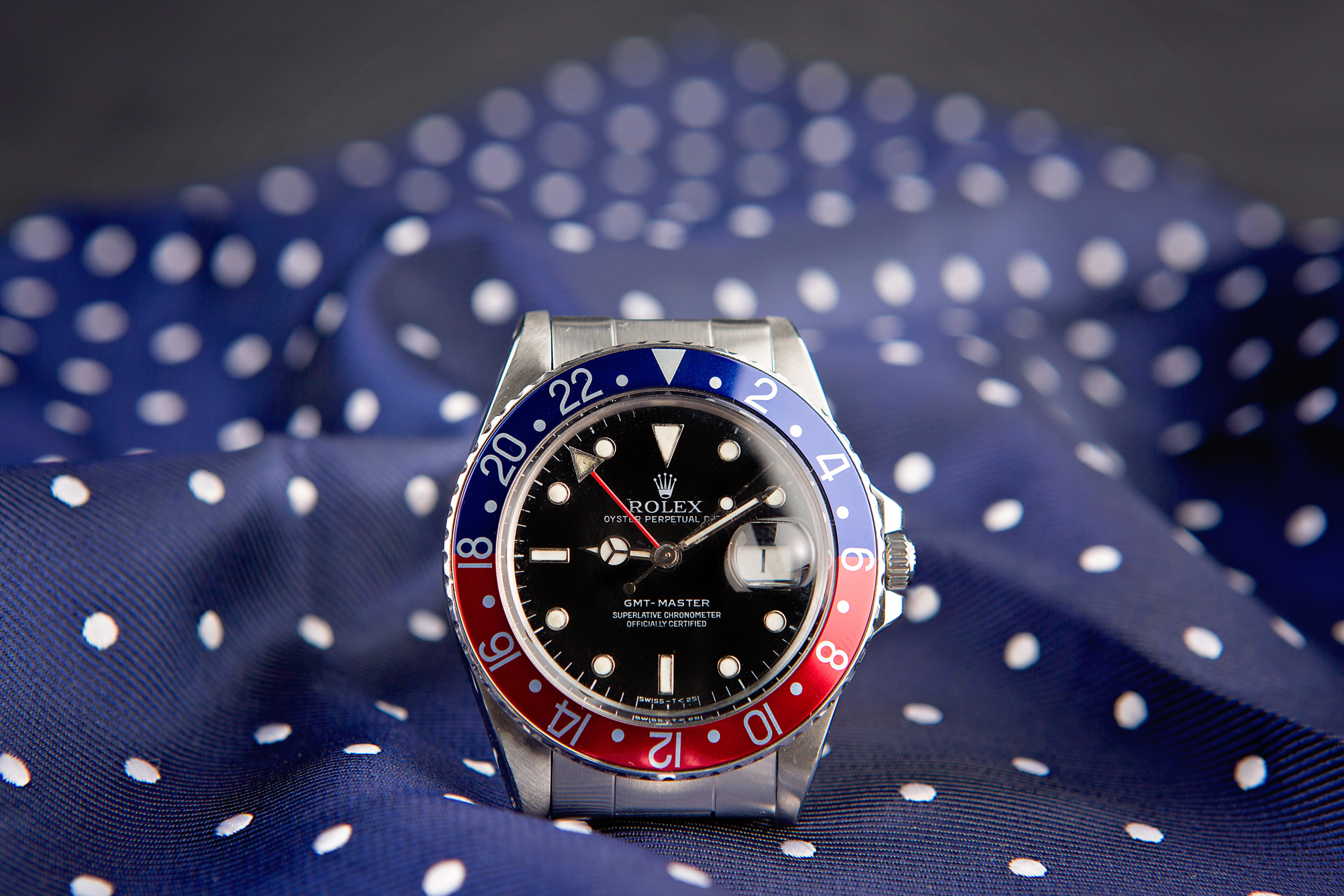 Rolex Pepsi has a blue and red bezel.