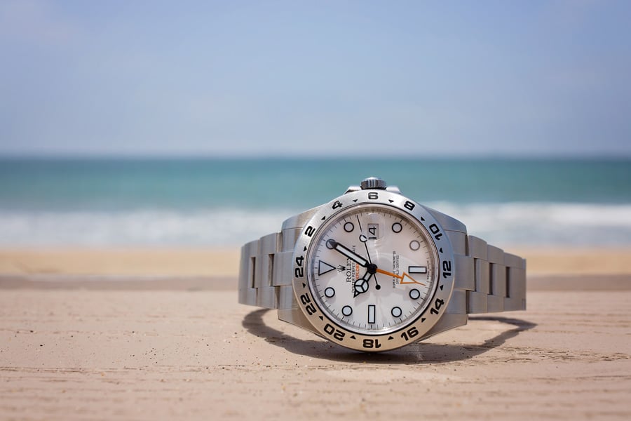 White Explorer II 216570