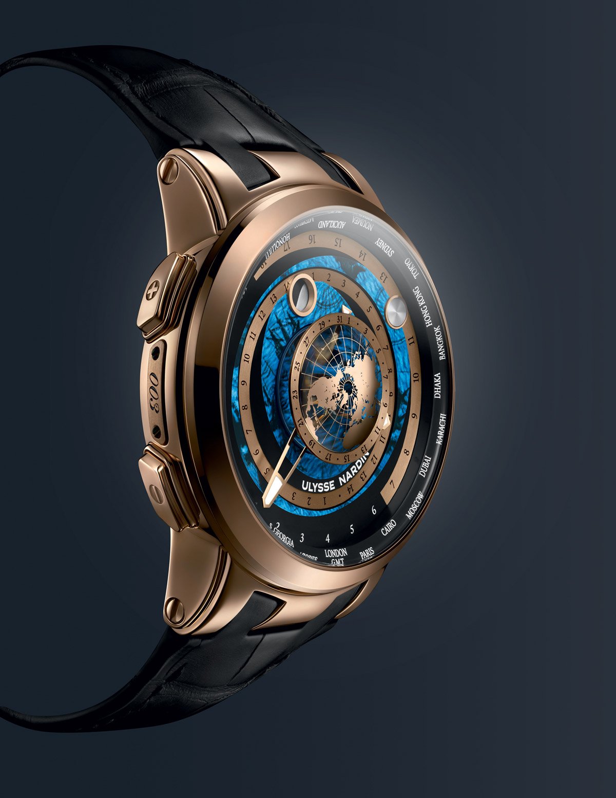 The Executive Moonstruck Worldtimer can track the phases of the moon. Moonstruck Worldtimer