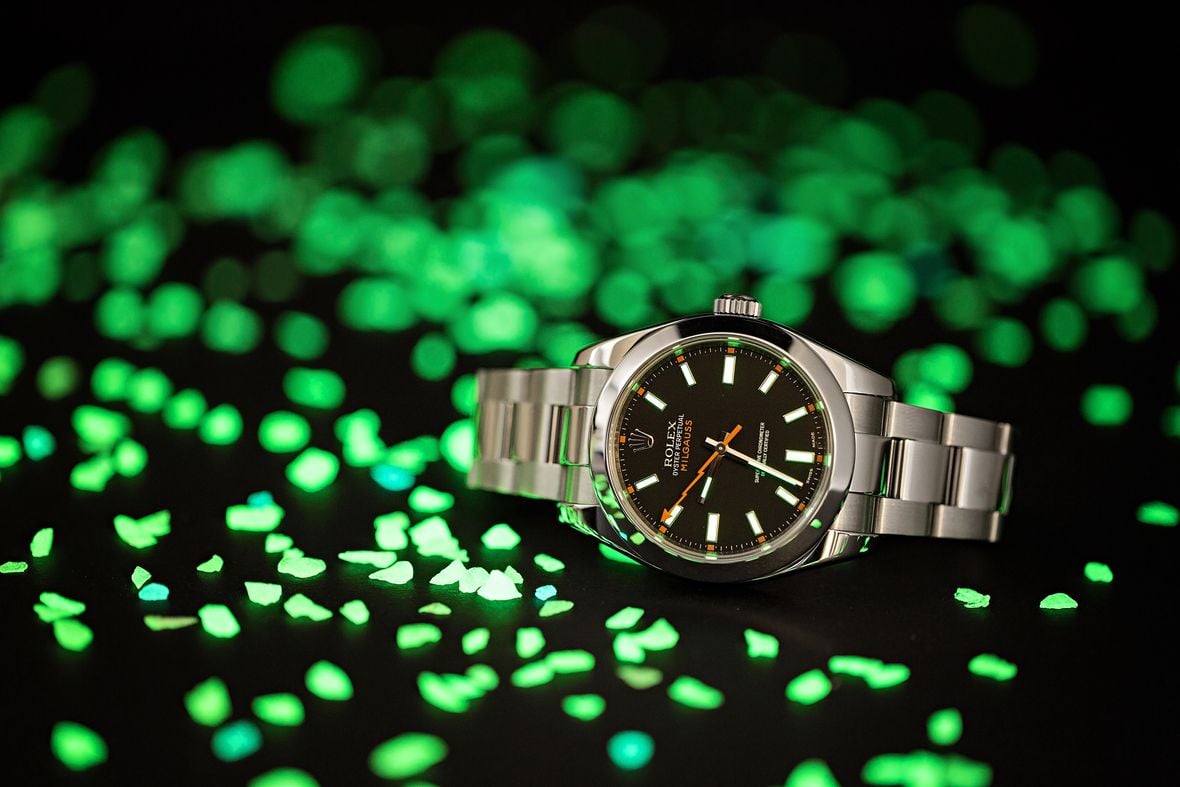 Rolex Chromalight vs Super-LuminNova Black Milgauss 116400