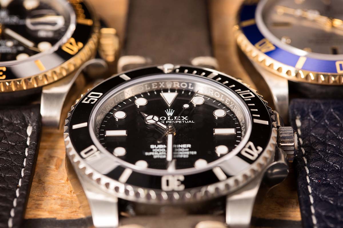 How to See Which Rolex Crystal Your Watch Has - Bob's Watches
