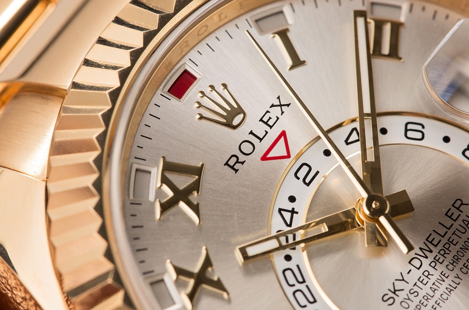 Rolex Sky-Dweller 326938 18k Yellow Gold