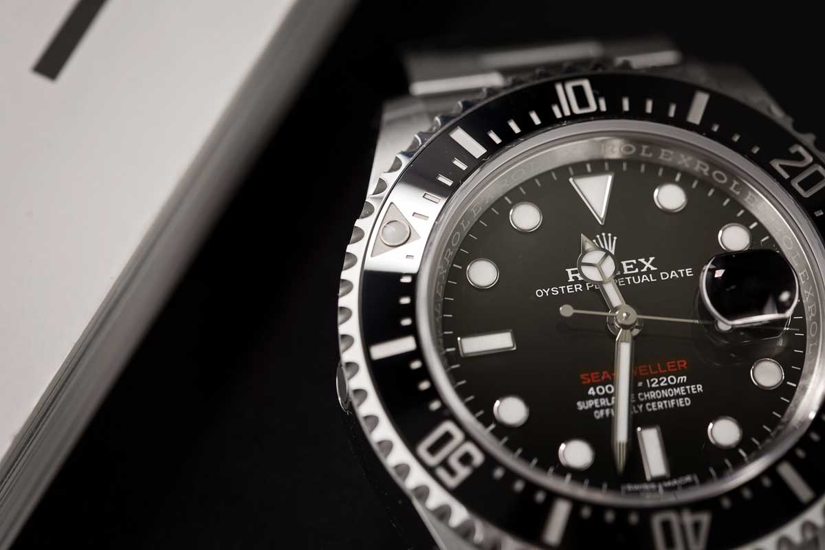 Rolex Bezels: How to Use the Yacht-Master Bezel - Bob's Watches