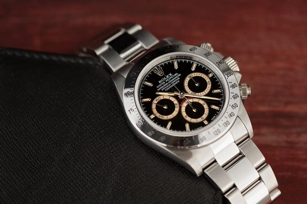 A not-so-rare Rolex Daytona ref. 16520 was sold at the Daytona Ultimatum auction for WAY too much money