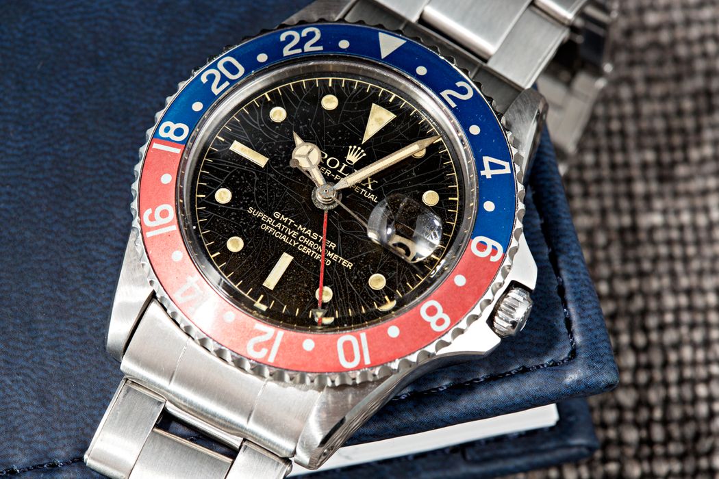 GMT-Master’s bezel